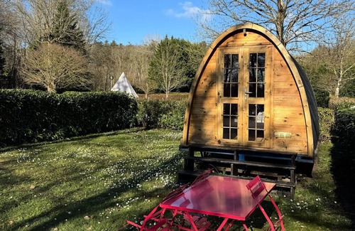 Bagneaux-sur-Loing Cabin | Camping La Rivière Dorée* - Bubble Flower of the day 1 piece 2 people