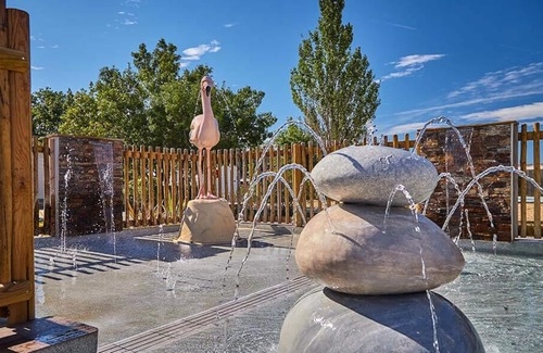 Albaron House | Camping Le Crin Blanc *** - Cozy 3-room mobile home for 4 adults and 1 child under 12