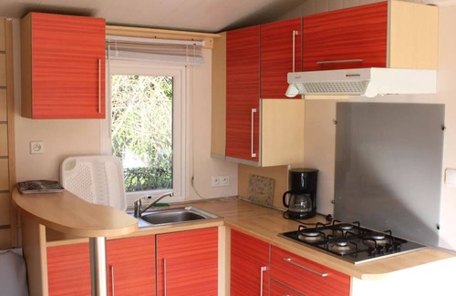 Miribel-les-Echelles House | Camping Le Balcon de Chartreuse* - Mobile home Myrtille 4 rooms 8 people