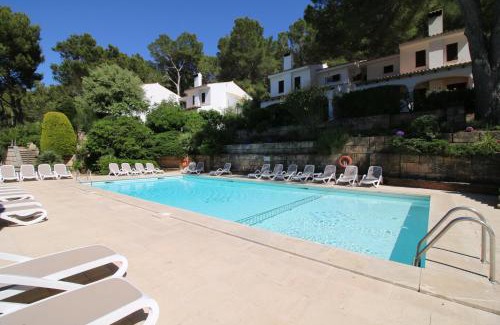 Cala San Vicente House | Can Botana 4-Gorgeous Beach Accommodation