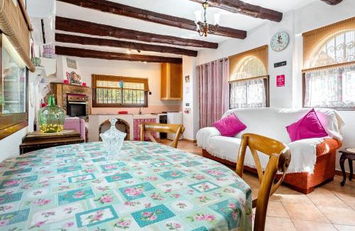 Botarell House | Can Wancho