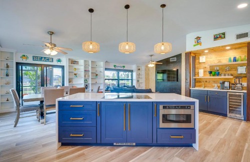 Fort Myers House | Canal-Front Gem with Hot Tub, Foosball in Cape Coral