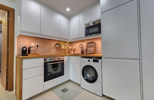 Al Sufouh 2 Apartment | Canal views at marina