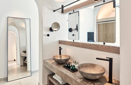 Oia Hotel | Canaves Epitome - Small Luxury Hotels of the World