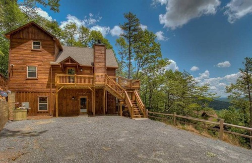 Blue Ridge Cabin | Candlestick Cottage by Escape to Blue Ridge