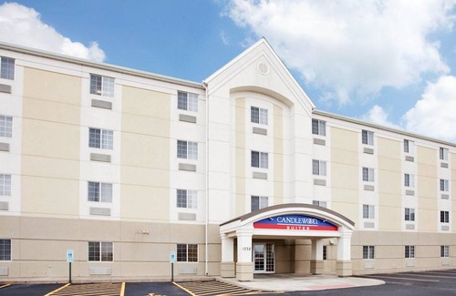 O'Fallon Hotel | Candlewood Suites Ofallon, Il - St. Louis Area, an IHG Hotel