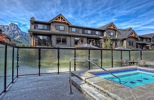 Copperstone Resort Condo | Canmore - Copperstone - 1 Bedroom + Den
