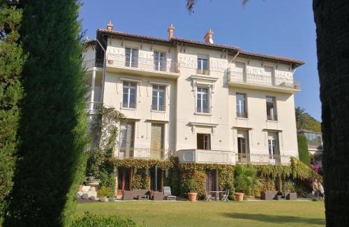 California - Pezou Apartment | CANNES Vue Mer & Balcon dans Villa Exceptionnelle Belle Époque la Californie