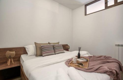 Kfardebian Apartment | Canyon - 1 BR Apt by The Valley in Kfardebian