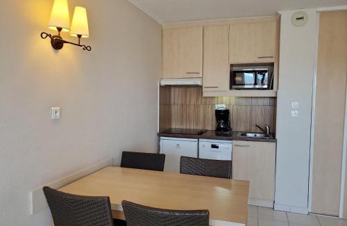 Frejus Port Apartment | CAP HERMES Vue PORT T2 40m2 climatise 4 personnes