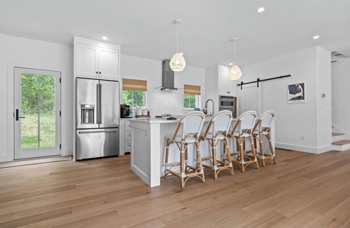 Barnstable House | Cape Cod Luxe in Barnstable Village: Saltwater Pool, 2 Suites, Bunks & Family Fun!