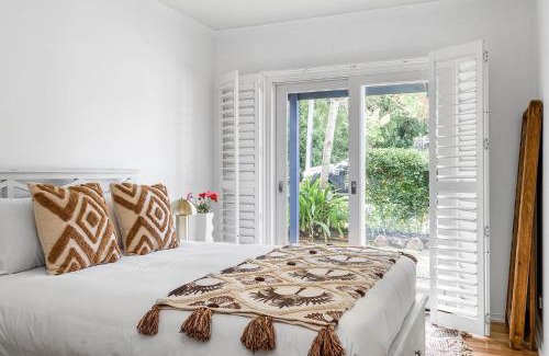 Byron Bay House | Cape Cottage - 5 bed charming cottage close to everything