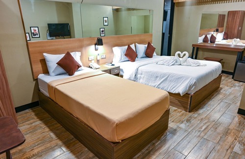Tagaytay Hotel | Capital O 890 Nami Hotel Tagaytay