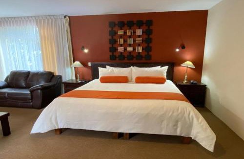 San Pedro Cholula Hotel | Capital O Hotel La Huerta Golf & Hotel, Cholula