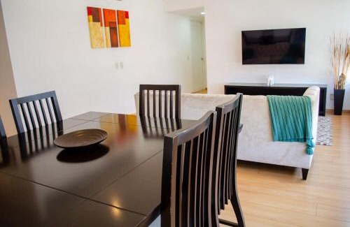 El Yaqui House | Capitalia Bright & Cozy Family Apt in Santa Fe
