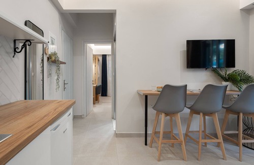 Yenion Apartment | Captain's Seafront Apartments