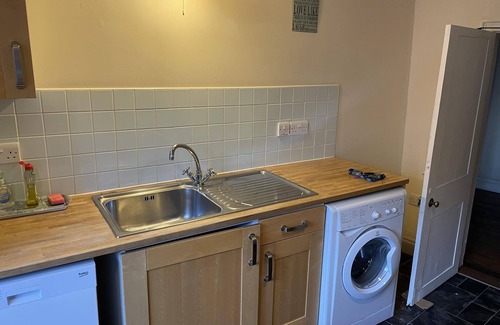 Ipswich Apartment | Captivating Tudor 2 Bedroom Apartment in Ipswich