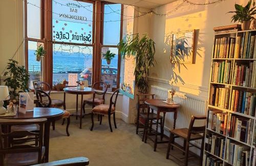 Aberystwyth House | Cardigan and Celtic Bay Guest House