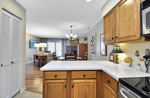 Blowing Rock Condo | Cardinal 103 | Fireplace, Restaurant, Pool, Spa