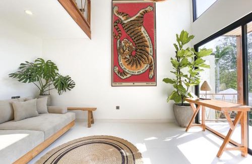 Pecatu Hotel | CARI Surf Camp & Studio's
