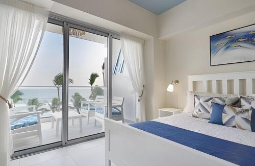 Juan Dolio - El Pueblo Apartment | Caribbean Beachfront Suite