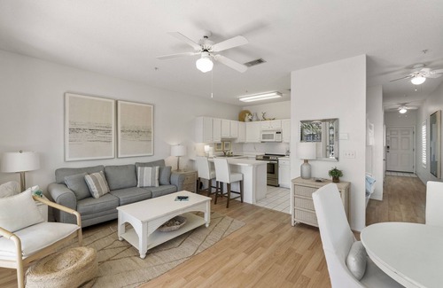 Crystal Beach Condo | Caribbean Dunes by Panhandle Getaways