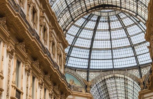 Affori Apartment | Carlo Apartment - 15 min from Duomo