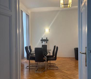 Innere Stadt Apartment | Carlton Suites