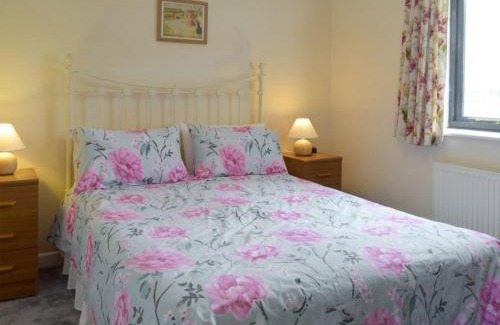Wenhaston House | Carol's Cottage - E3043