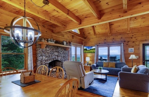 Ellijay Cabin | Carters Lake access/Game room/ Pet friendly!