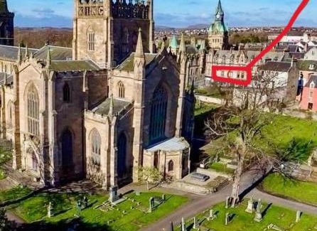 Dunfermline Apartment | Carvetii - Abbey View, 1st Floor Flat, City Centre