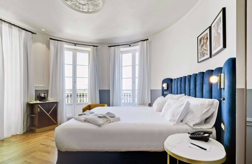 Alicante City Centre Hotel | Casa Alberola Alicante, Curio Collection by Hilton