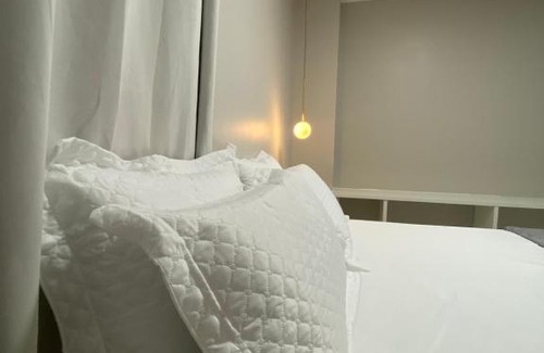 Prainha House | Casa Amora