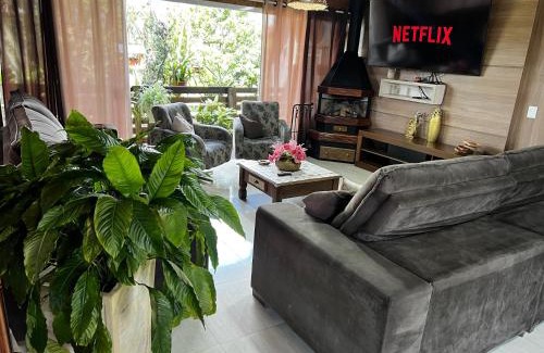 Capao da Canoa House | Casa ampla com área gourmet e piscina