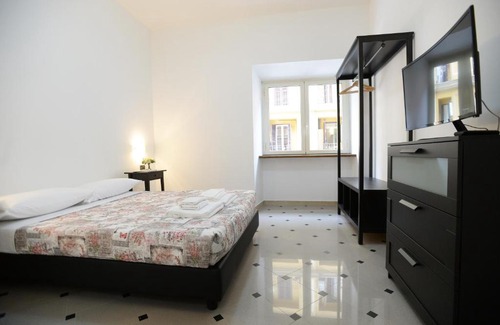Esquilino Apartment | Casa Andrew