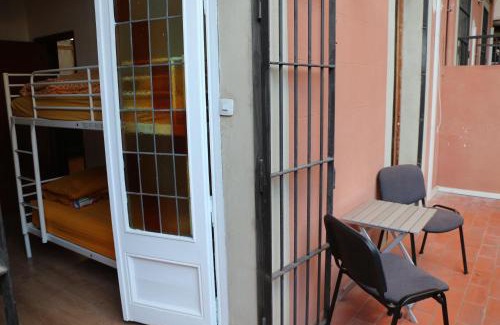 L'Antiga Esquerra de l'Eixample Hostel | Casa Barcelo Hostel Barcelona