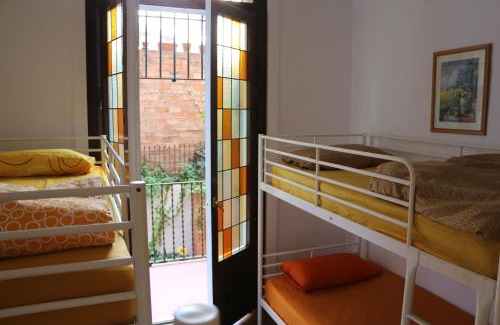 L'Antiga Esquerra de l'Eixample Hostel | Casa Barcelo Hostel Barcelona