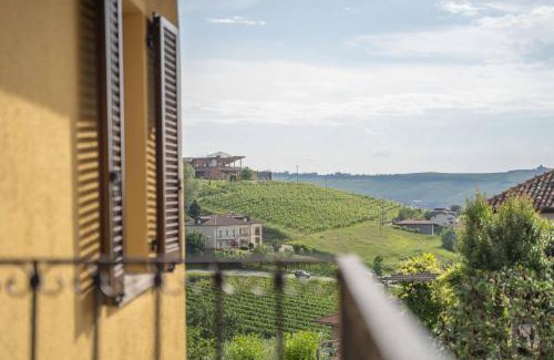 Castiglione Falletto House | Casa Borgogno
