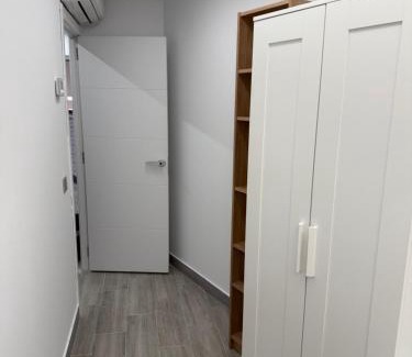 Pozuelo de Alarcon House | Casa Boutique en Pozuelo con 7 habitaciones y 4 baños compartidos