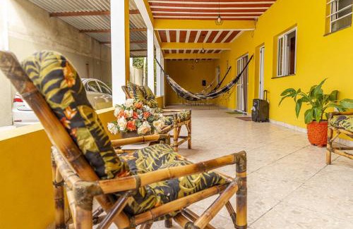 Itanhaem House | Casa c Wi-Fi, piscina e churrasqueira em Itanhaem