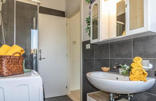Chiaravalle Apartment | Casa Carducci