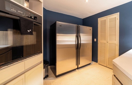 Santa Cruz Apartment | Casa Chipre 65 by Wynwood House