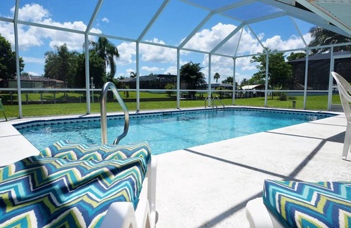 Yacht Club House | Casa Clara