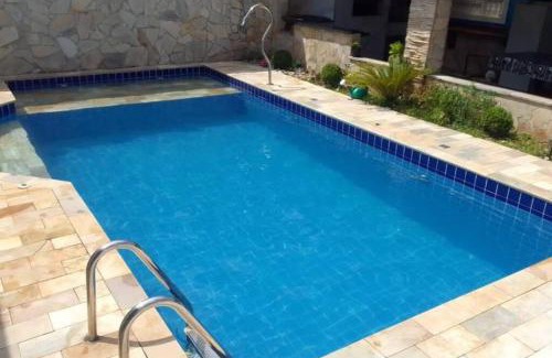 Itanhaem House | Casa com piscina a 300 metros do Mar