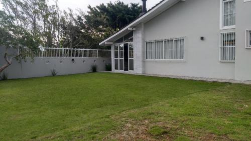 Daniela House | Casa com piscina