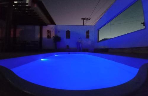 Piuma House | Casa com Piscina e Churrasqueira e excelente Localização em Piuma