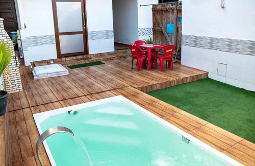 Castelo da Torre House | Casa com WiFi e Piscina perfeita em Camacari BA