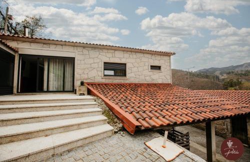 Gondoriz House | Casa da Adega - Quinta da Portela