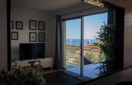 Sao Martinho Apartment | Casa da Baía – 3BR Bay Views