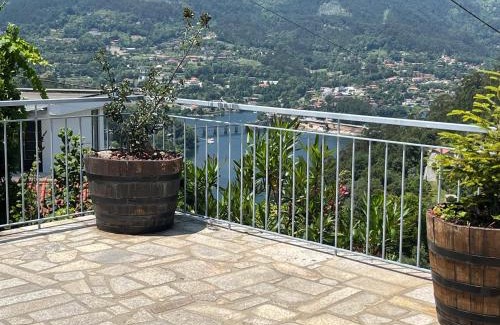 Cova House | Casa da Lage - Lareira - Vistas rio - Gerês